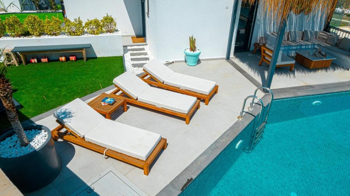 Magic Private Pool